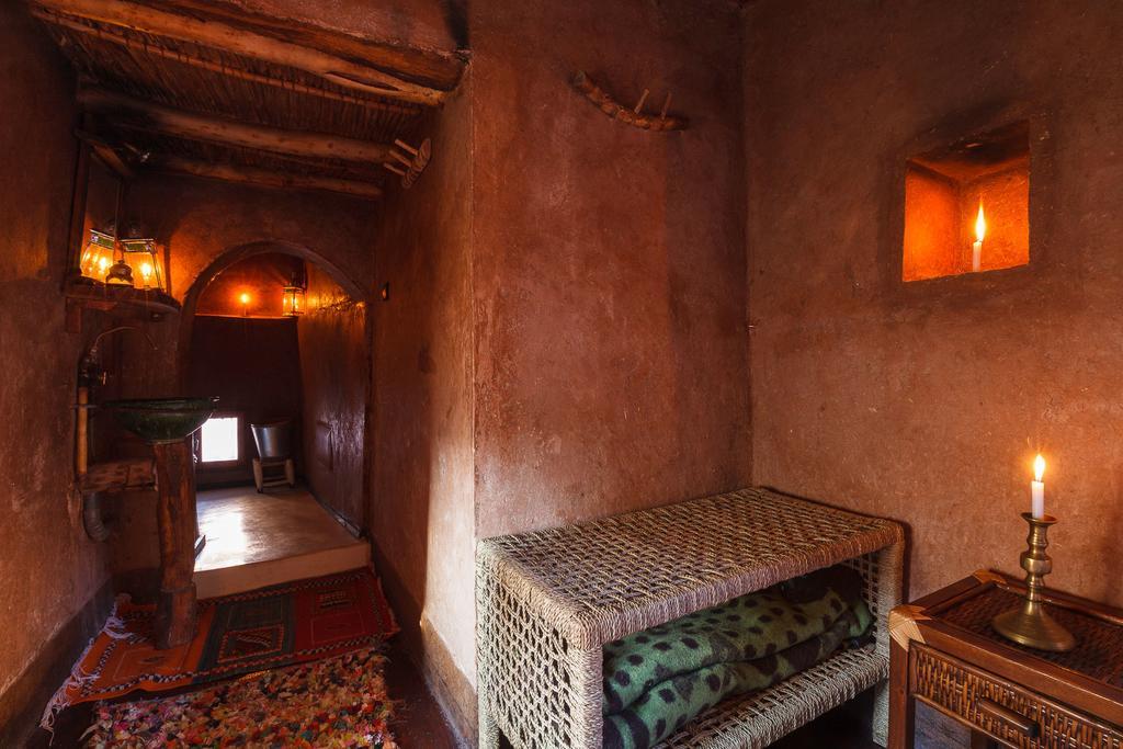 Bed and Breakfast Kasbah Tebi Айт-Бен-Хадду Екстер'єр фото