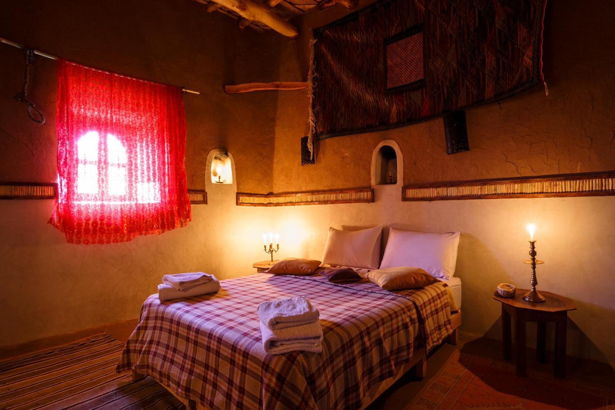 Bed and Breakfast Kasbah Tebi Айт-Бен-Хадду Екстер'єр фото