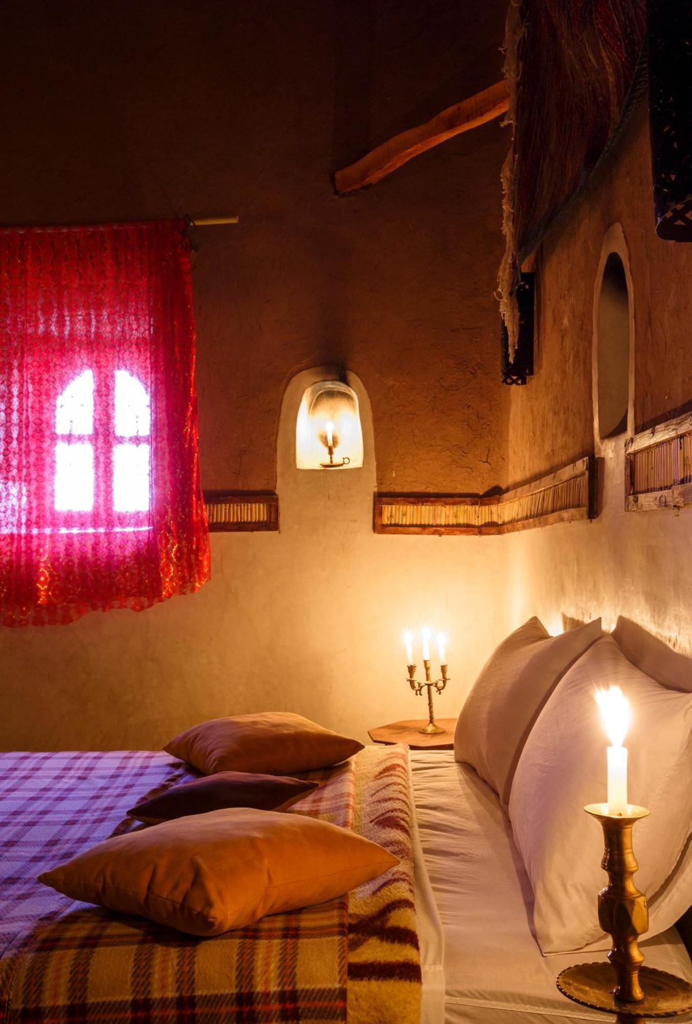 Bed and Breakfast Kasbah Tebi Айт-Бен-Хадду Екстер'єр фото