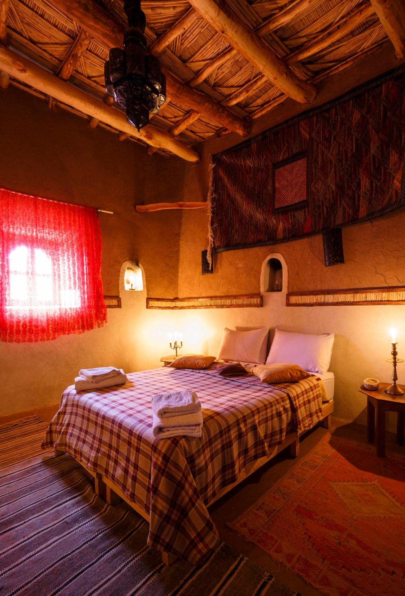 Bed and Breakfast Kasbah Tebi Айт-Бен-Хадду Екстер'єр фото