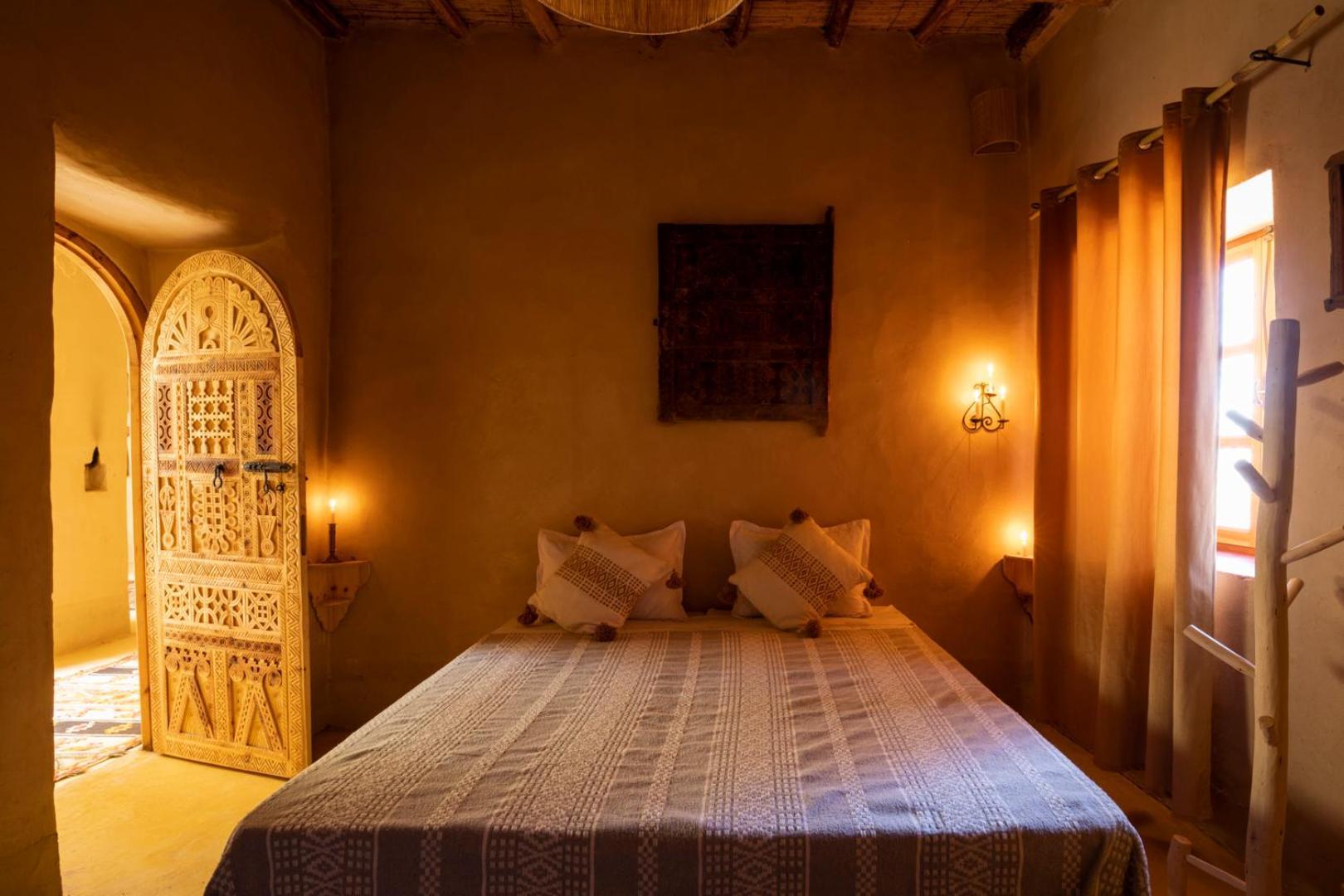 Bed and Breakfast Kasbah Tebi Айт-Бен-Хадду Екстер'єр фото