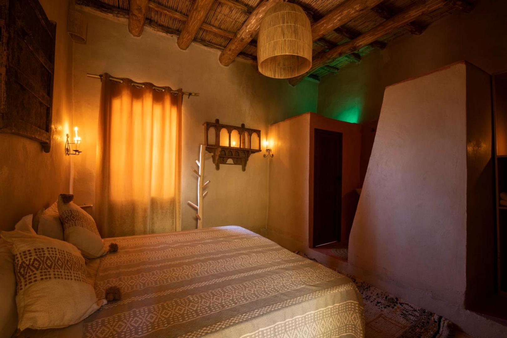 Bed and Breakfast Kasbah Tebi Айт-Бен-Хадду Екстер'єр фото